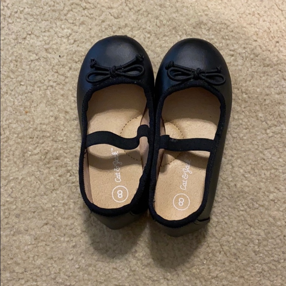 Size 8 Toddler Cat & Jack black flats